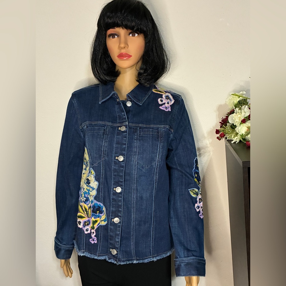 Chico’s Floral Appliqué Denim Jacket NWT Size 1 (Medium) Indigo Stretch